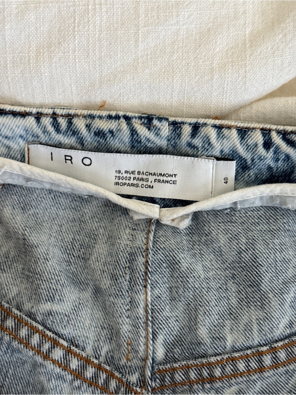 IRO Powelly High Rise Acid Wash Denim Pleated Shorts Size 40 FR US 8 - Picture 5 of 6